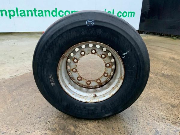 Other Other TRAILER SUPER SINGLE .385/65/22.5. 377227377