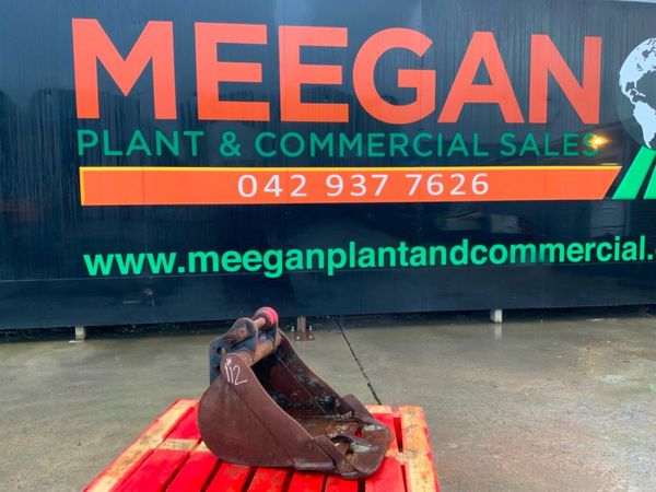 18" DIGGING BUCKET.......35mm PINS......112. 377227448