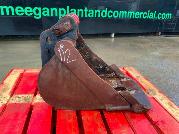 18" DIGGING BUCKET.......35mm PINS......112. 377227461