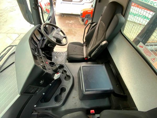 Mercedes-Benz Arocs 1824 CHAIN LIFT SKIP LOADER... 377227469