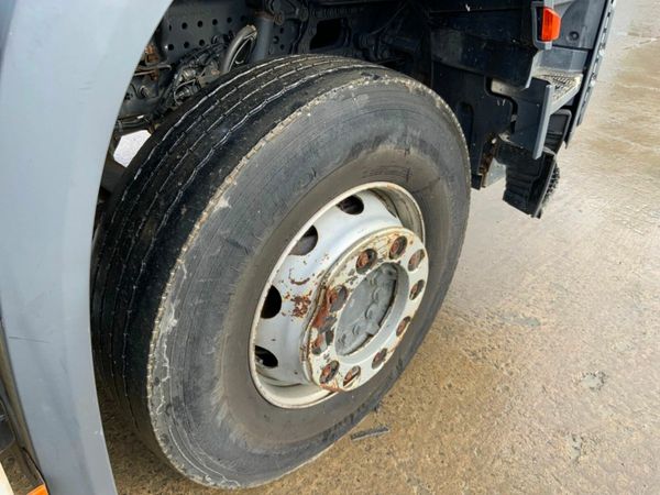 Mercedes-Benz Arocs 1824 CHAIN LIFT SKIP LOADER... 377227485