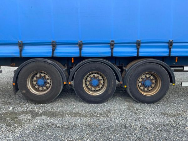 Other Other DENNISON TRI AXLE CURTAINSIDE .......7 377227411