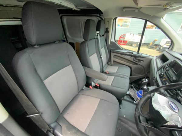 19 ford TRANSIT CUSTOM 2.0dsl   PARTS / SPARES. 377227420