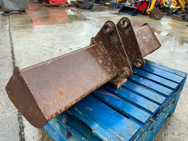 60" JCB GRADING BUCKET.....45mm PINS......205w. 377227546