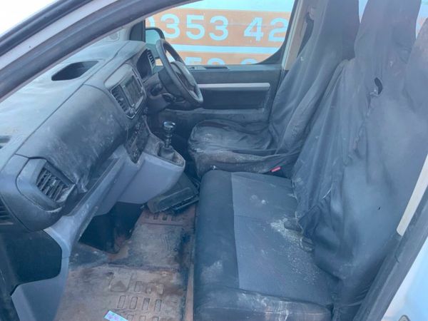 Vauxhall Vivaro RENAULT TRAFIC....BREAKING / PARTS 377227500