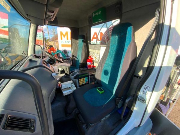 DAF LF 8000 lts FUEL DELIVERY... TANKER 377227779