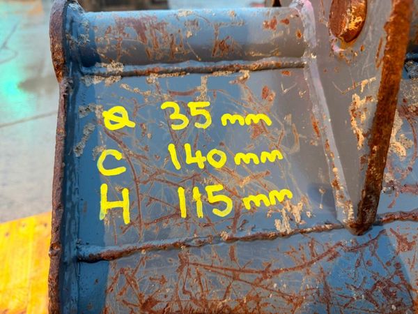 24" BUCKET ... 35MM PINS ....245F 377227931