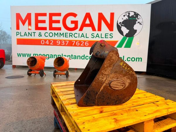 24" BUCKET ... 35MM PINS ....245F 377227932