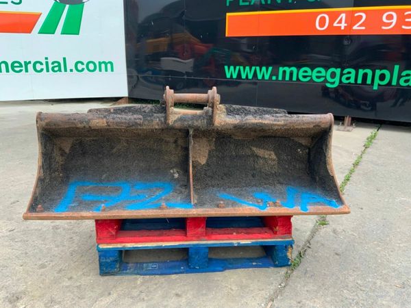 60" GRADING BUCKET......45mm PINS.....172wa. 377228021