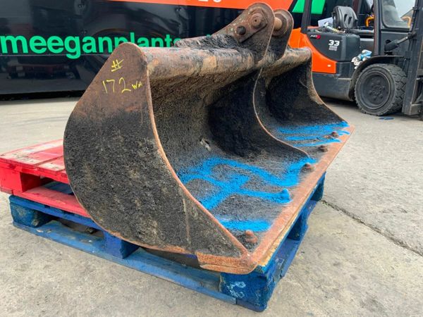 60" GRADING BUCKET......45mm PINS.....172wa. 377228031