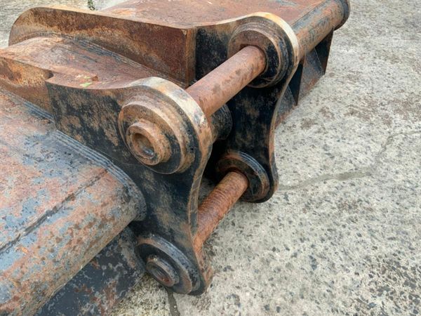 150" WIDE GRADING BLADE...110mm PINS......4266. 377228152