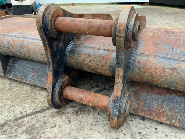 150" WIDE GRADING BLADE...110mm PINS......4266. 377228154