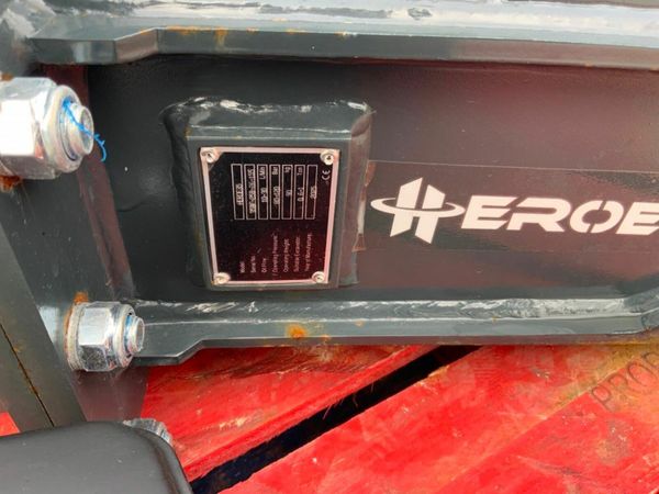 30mm HEROE 35 BREAKER...MINI DIGGER....1793. 377228196