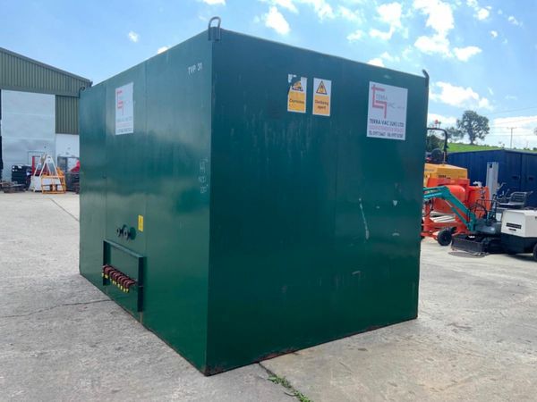 12 x 8  CHEMICAL STORAGE CONTAINER.......3675 377228291