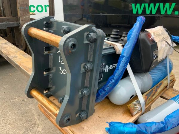 30mm HEROE 35 BREAKER...MINI DIGGER....1793. 377228202