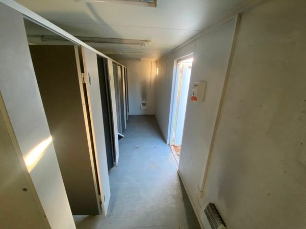 40ft x 32ft MODULAR CONTAINER /  SITE OFFICE. 377228351