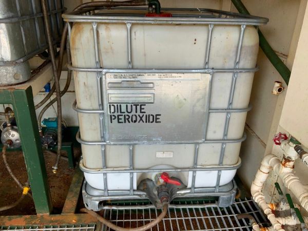 12 x 8  CHEMICAL STORAGE CONTAINER.......3675 377228303