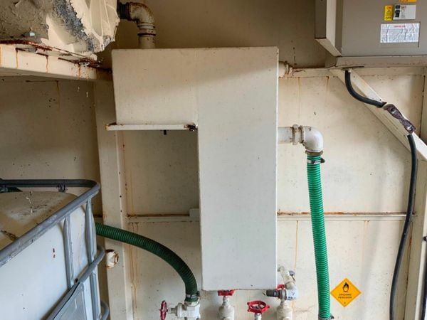 12 x 8  CHEMICAL STORAGE CONTAINER.......3675 377228307