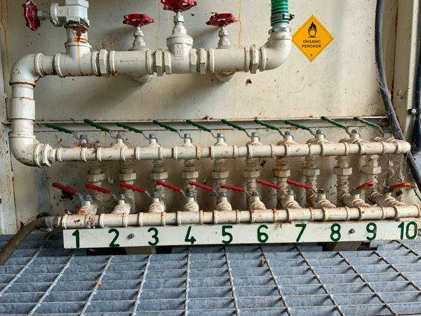 12 x 8  CHEMICAL STORAGE CONTAINER.......3675 377228308