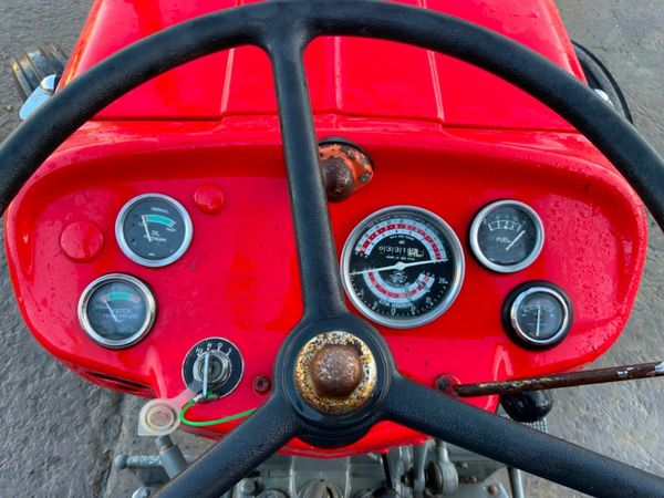 MASSEY FERGUSON 135.......6331 hrs.......0320. 377228491