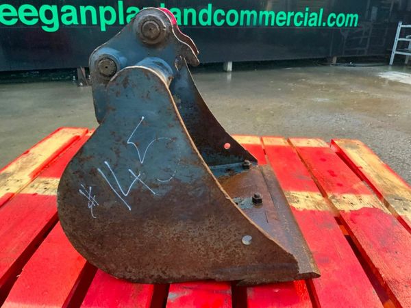 18" STRICKLAND BUCKET......30mm PINS..........145. 377228614