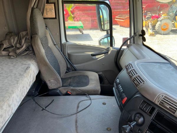 DAF CF FURNITURE REMOVALS BODY..PARTS / SPARES 377228779