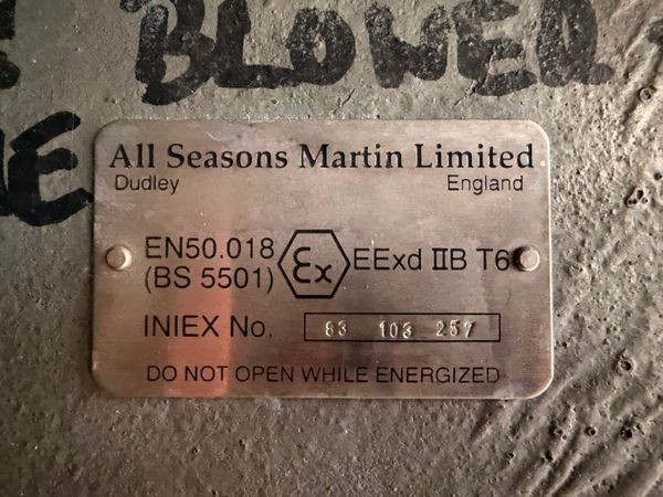 16 X 8 CONTAINER SOUND PROOF VACUUM system. 377228735