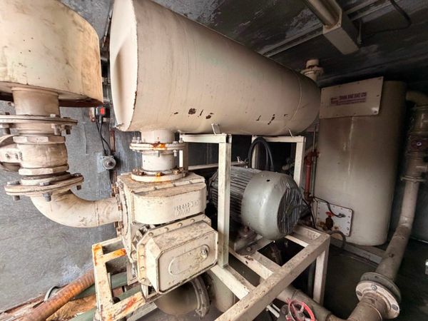 16 X 8 CONTAINER SOUND PROOF VACUUM system. 377228737