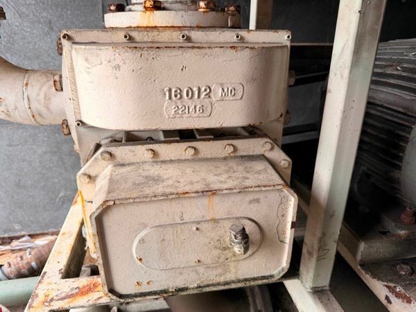 16 X 8 CONTAINER SOUND PROOF VACUUM system. 377228738