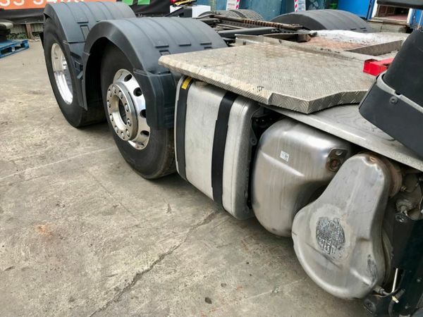 Volvo FH VERSION 4 GLOBETROTTER XL..PARTS. SPARES 377228847