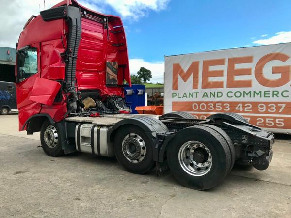 Volvo FH VERSION 4 GLOBETROTTER XL..PARTS. SPARES 377228849