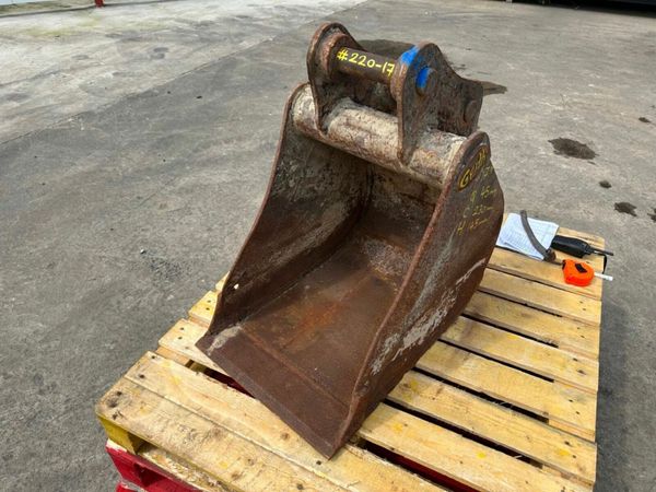 17 inch GUMMY DIGGING BUCKET ...45MM ...# 220-17 377229109