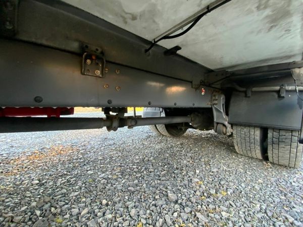 Volvo FL THERMO KING FRIDGE BODY. TAIL LIFT. 377229245