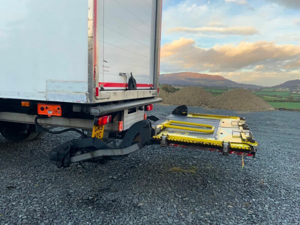 Volvo FL THERMO KING FRIDGE BODY. TAIL LIFT. 377229246