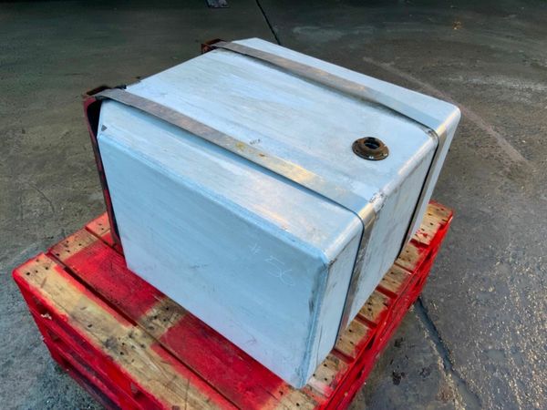 Scania P-Series 200lts ALUMINIUM HYDRAULIC OIL TIP 377229367