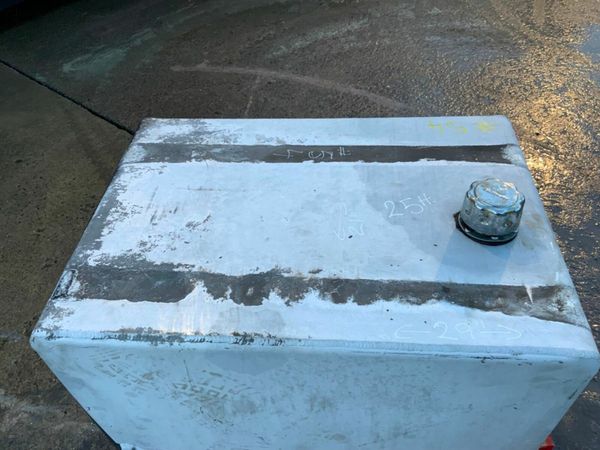 Scania P-Series HYDRAULIC OIL TIPPER TANK 377229383