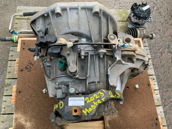 2023 RENAULT MASTER 2.2dsl GEARBOX...FWD...(M9t). 377229400