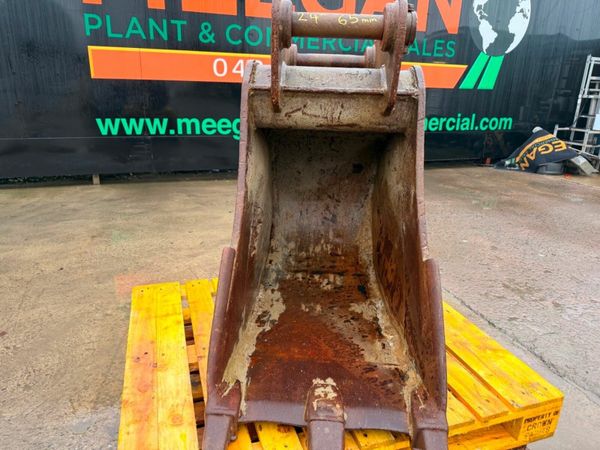 24" DIGGING BUCKET 13 TON ....65MM......716P 377229617