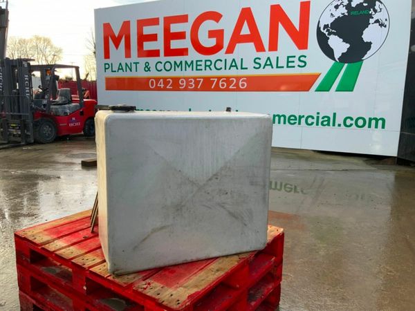 HYDRAULIC TANK. 377229700