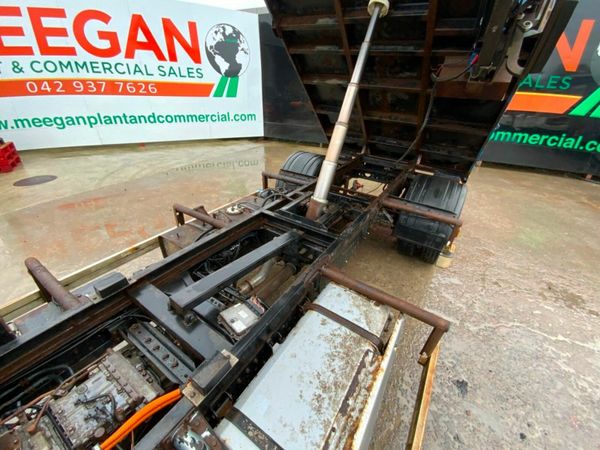 MITSUBISHI CANTER BIN COLLECTOR.........PARTS. 377229870