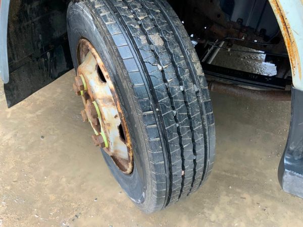 MITSUBISHI CANTER BIN COLLECTOR.........PARTS. 377229875