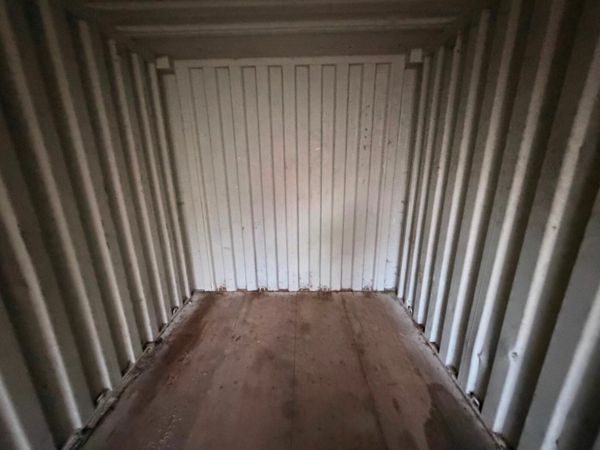 20 x 8 SHIPPING CONTAINER STORAGE....852P 377230174