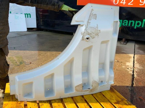 Mercedes-Benz Actros MP4 REPLACEMENT PARTS.GENIUNE 377230185