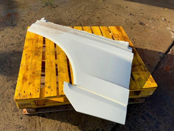 Mercedes-Benz Actros MP4 REPLACEMENT PARTS.GENIUNE 377230186