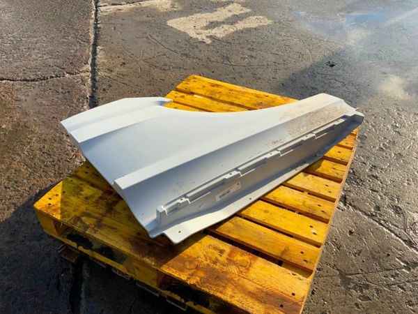 Mercedes-Benz Actros MP4 REPLACEMENT PARTS.GENIUNE 377230190