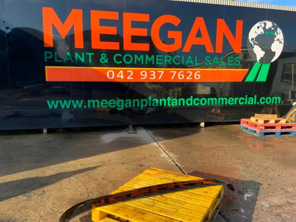 Mercedes-Benz Actros MP4 REPLACEMENT PARTS.GENIUNE 377230198