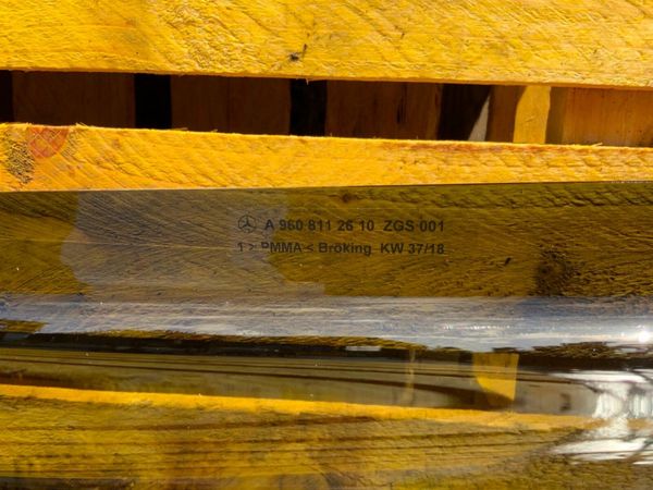 Mercedes-Benz Actros MP4 REPLACEMENT PARTS.GENIUNE 377230203