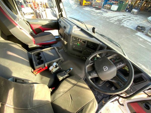 Volvo FM VERSION 4 FMX...STEEL TIPPING....EASY SHE 377230385