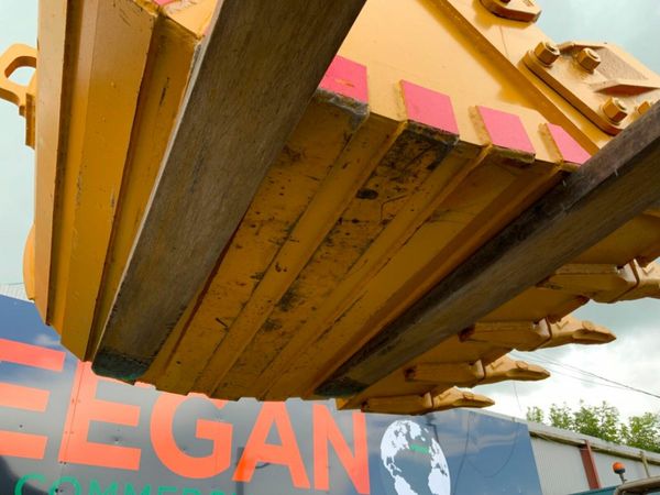 UNUSED 48" DIGGING BUCKET......80mm pins.....1973. 377230318