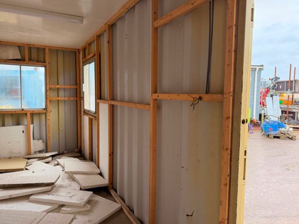 20 x 8 SITE OFFICE CONTAINER ....PROJECT...1064T 377230482